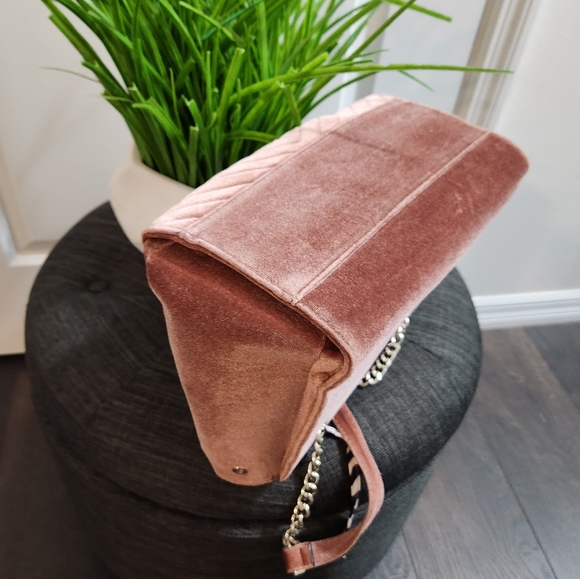 Purse - Picture 7 of 10